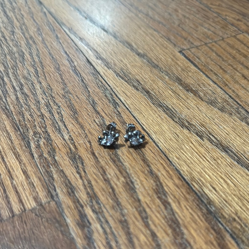 Mini Diamond earrings